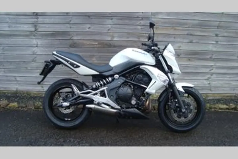 KAWASAKI Er6n abs (2011)