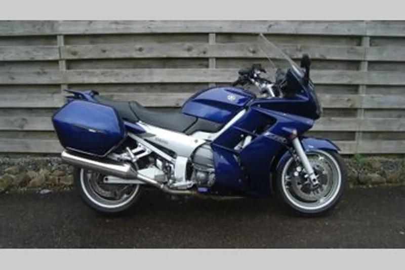 YAMAHA FJR 1300 (2003)