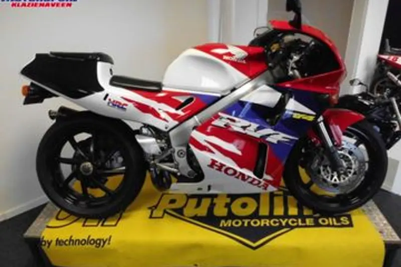 Honda RVF 400 (1996)
