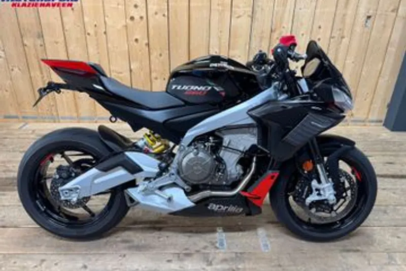 APRILIA TUONO 660 FACTORY (2023)