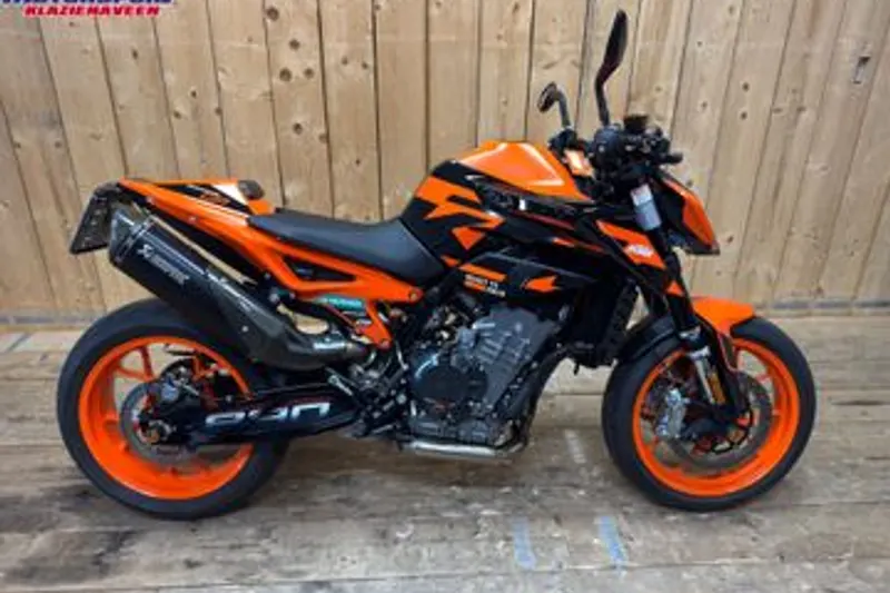 KTM 890 DUKE GP (2022)