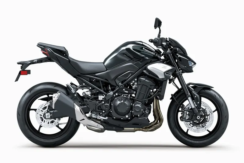 Kawasaki Z900 (2025)