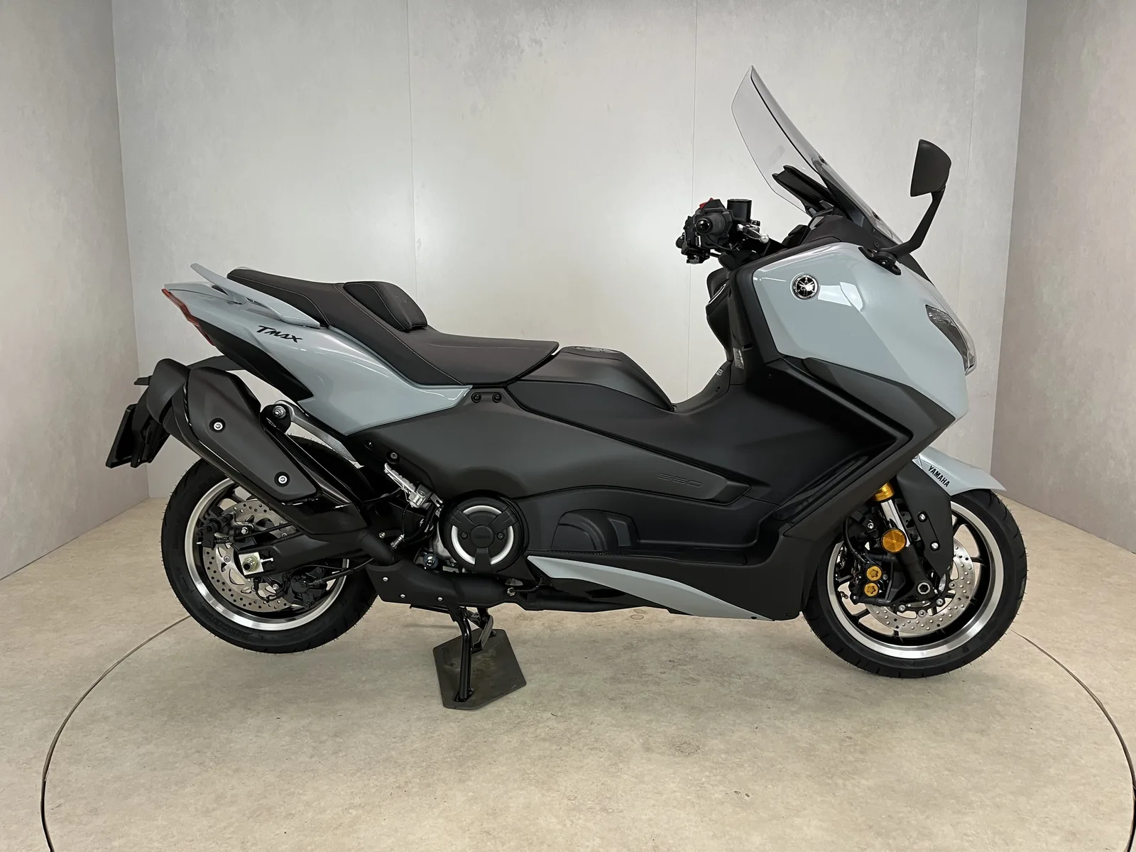 Yamaha T MAX 560 TECH (2026) — foto 1