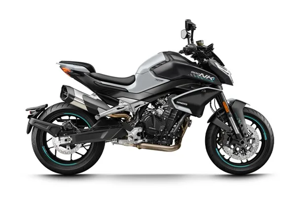 CFMoto 675SR-R (2026) — foto 1