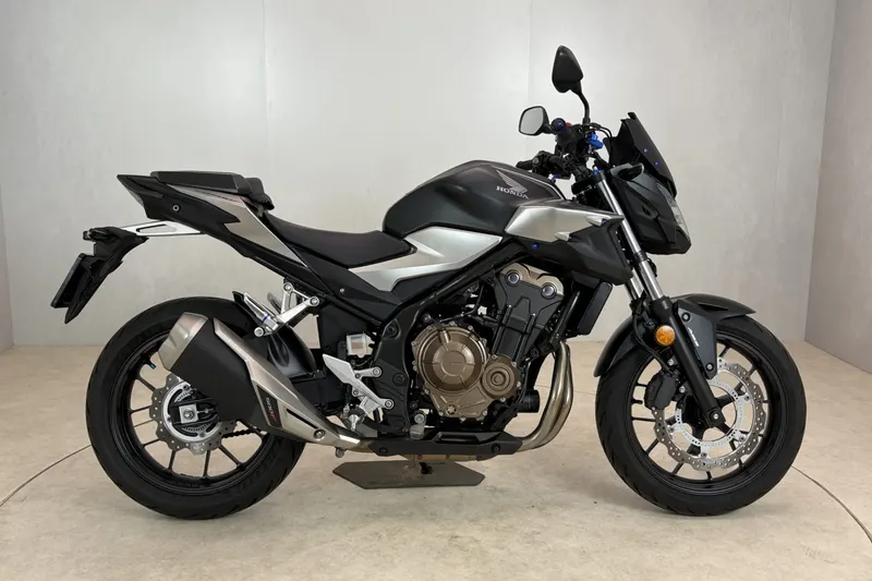 Honda CB500F (2020)