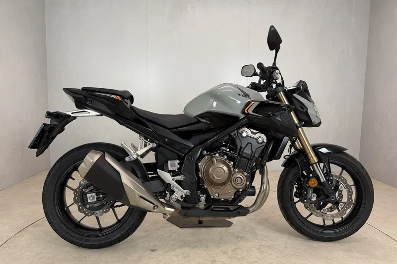 Honda CB500F (2023)