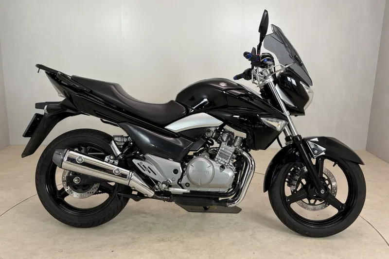 Suzuki Inazuma 250 (2014)