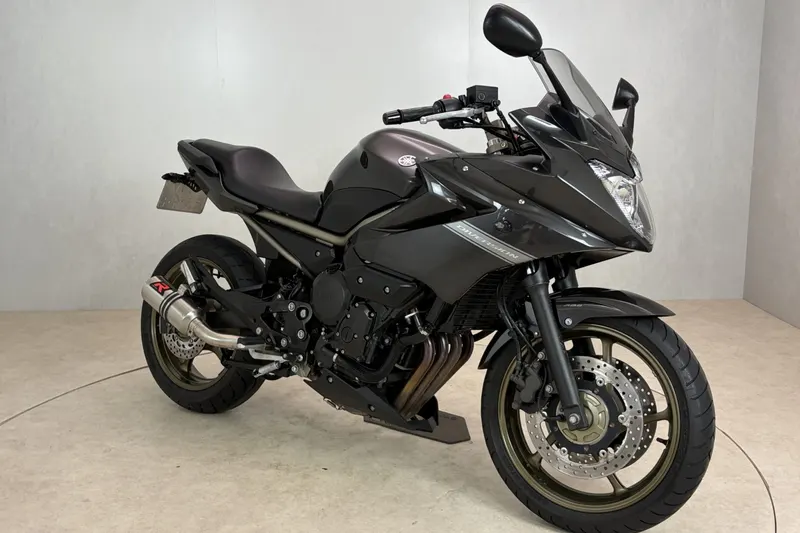 Yamaha XJ6 Diversion (2009)