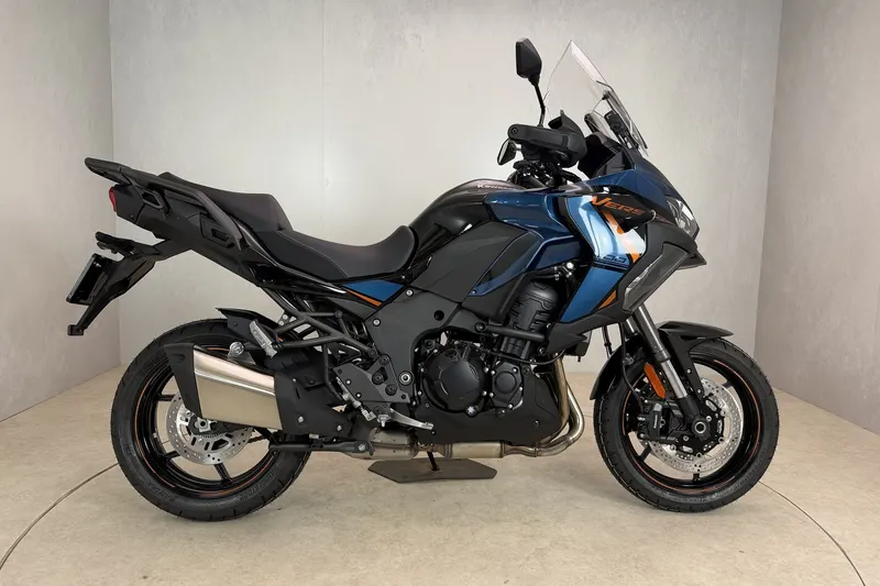 Kawasaki Versys 650 Grand Tourer (2024)