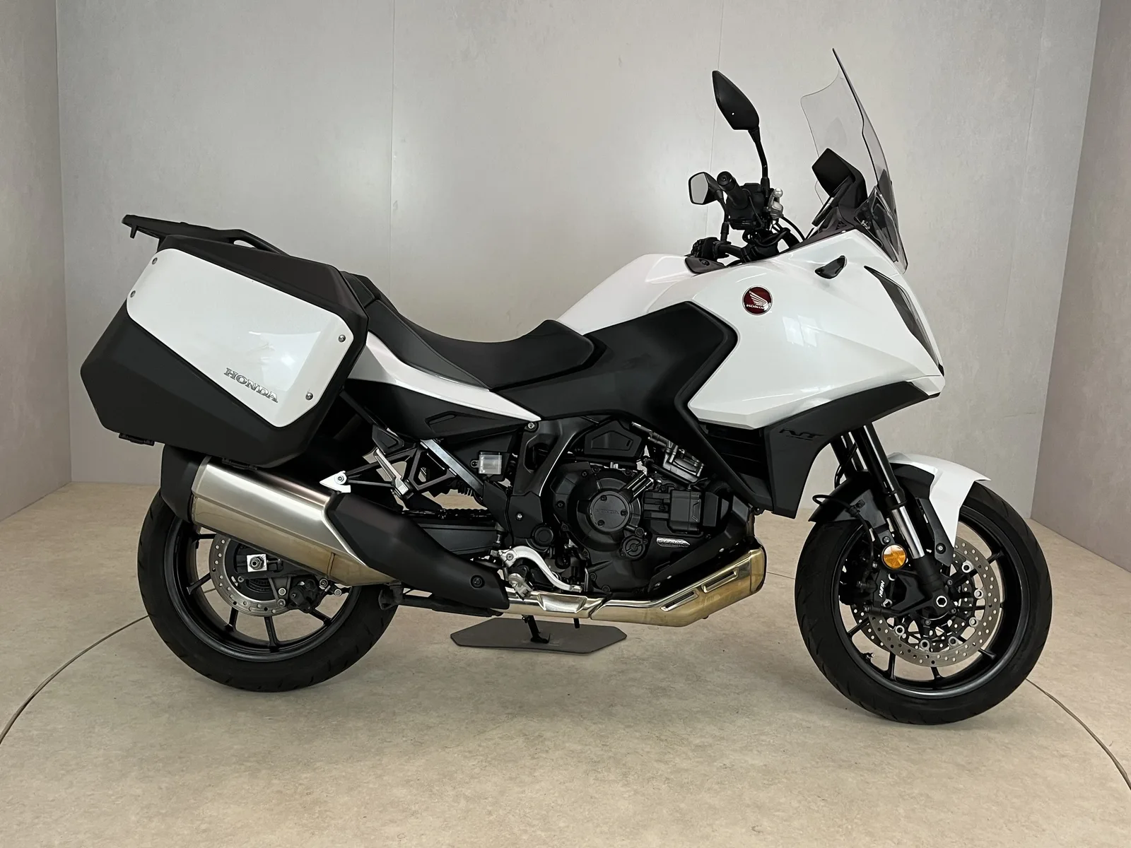Honda NT 1100 (2024) — foto 1