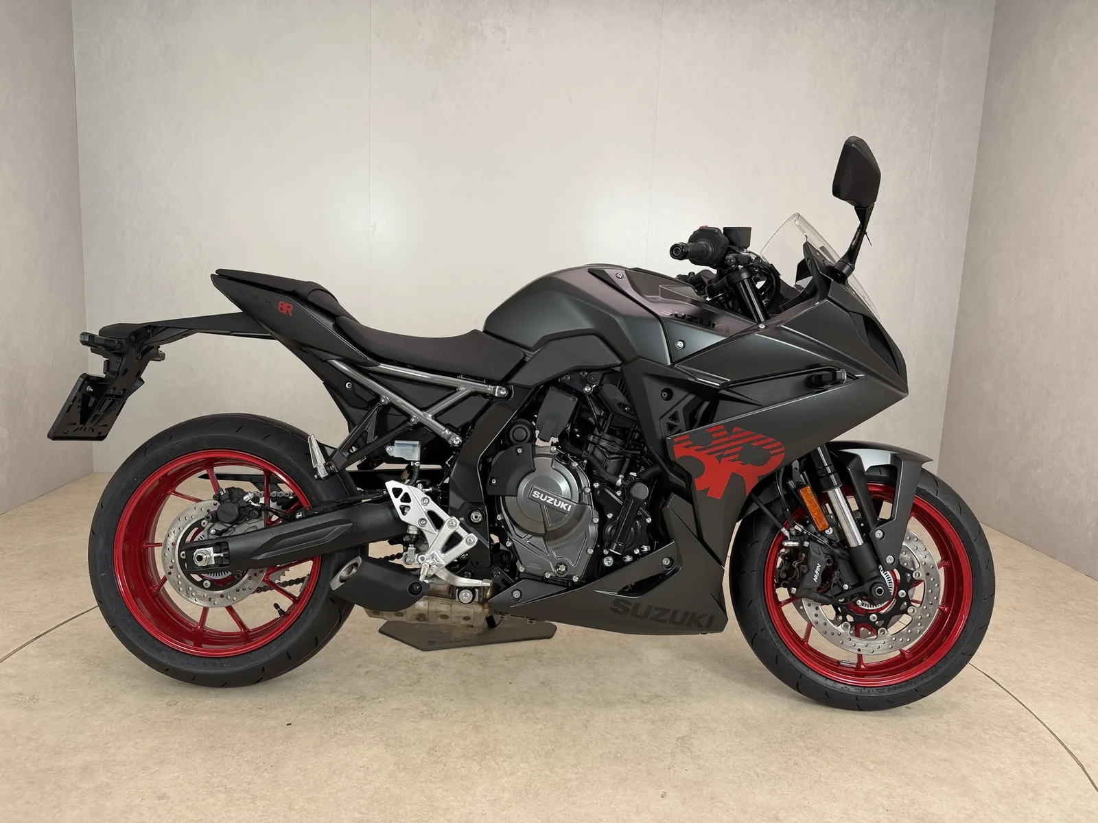 Suzuki GSX-8R (2026) — foto 1
