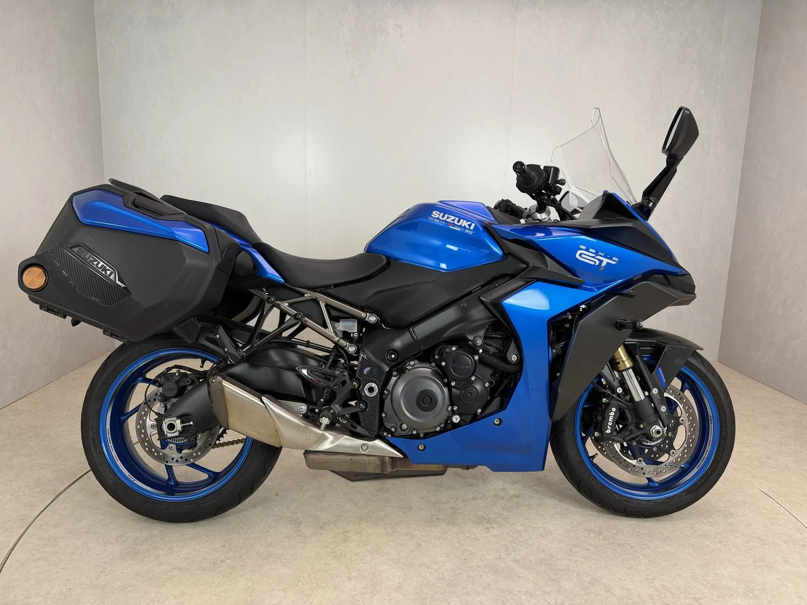Suzuki GSX-S1000GT (2022) — foto 1