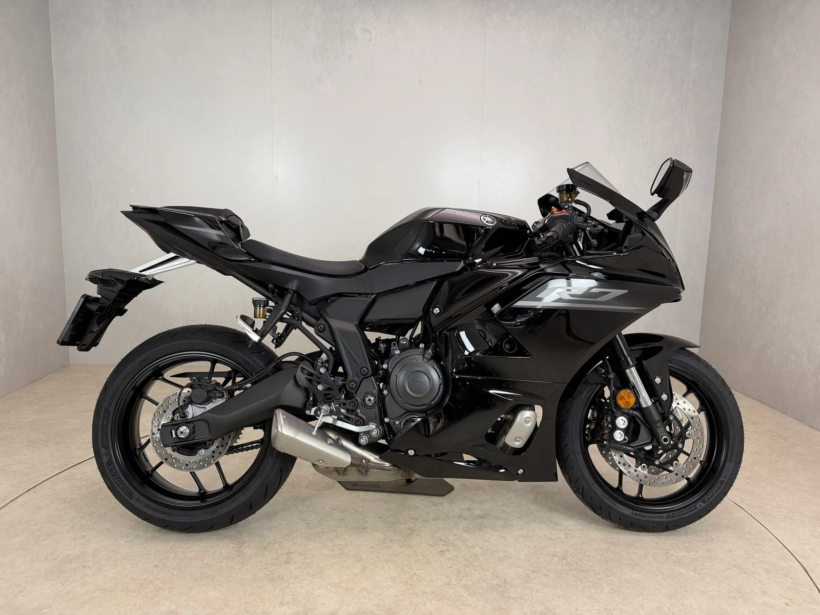 Yamaha YZF-R7 (2026) — foto 1