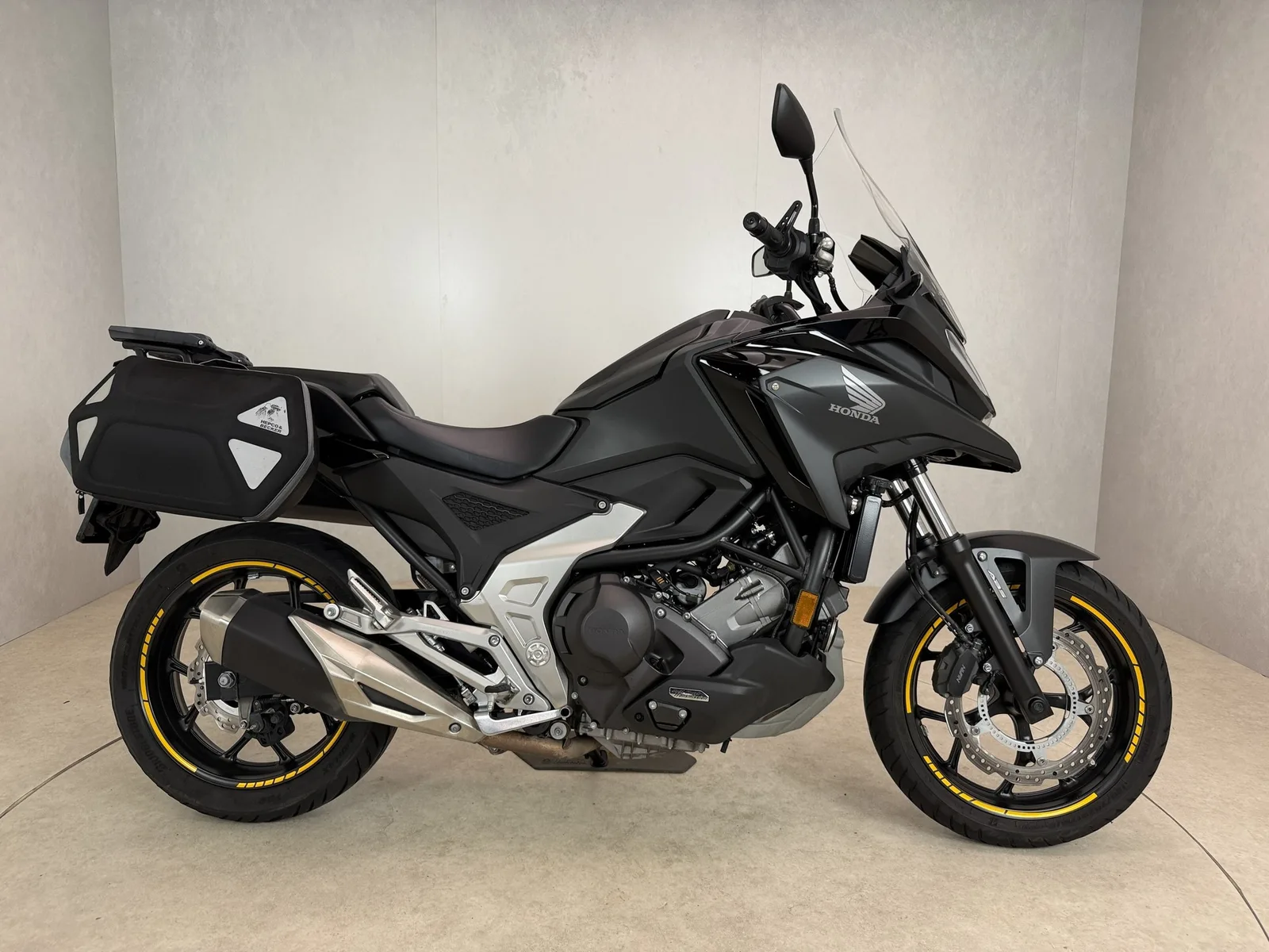 Honda NC750X (2023) — foto 1