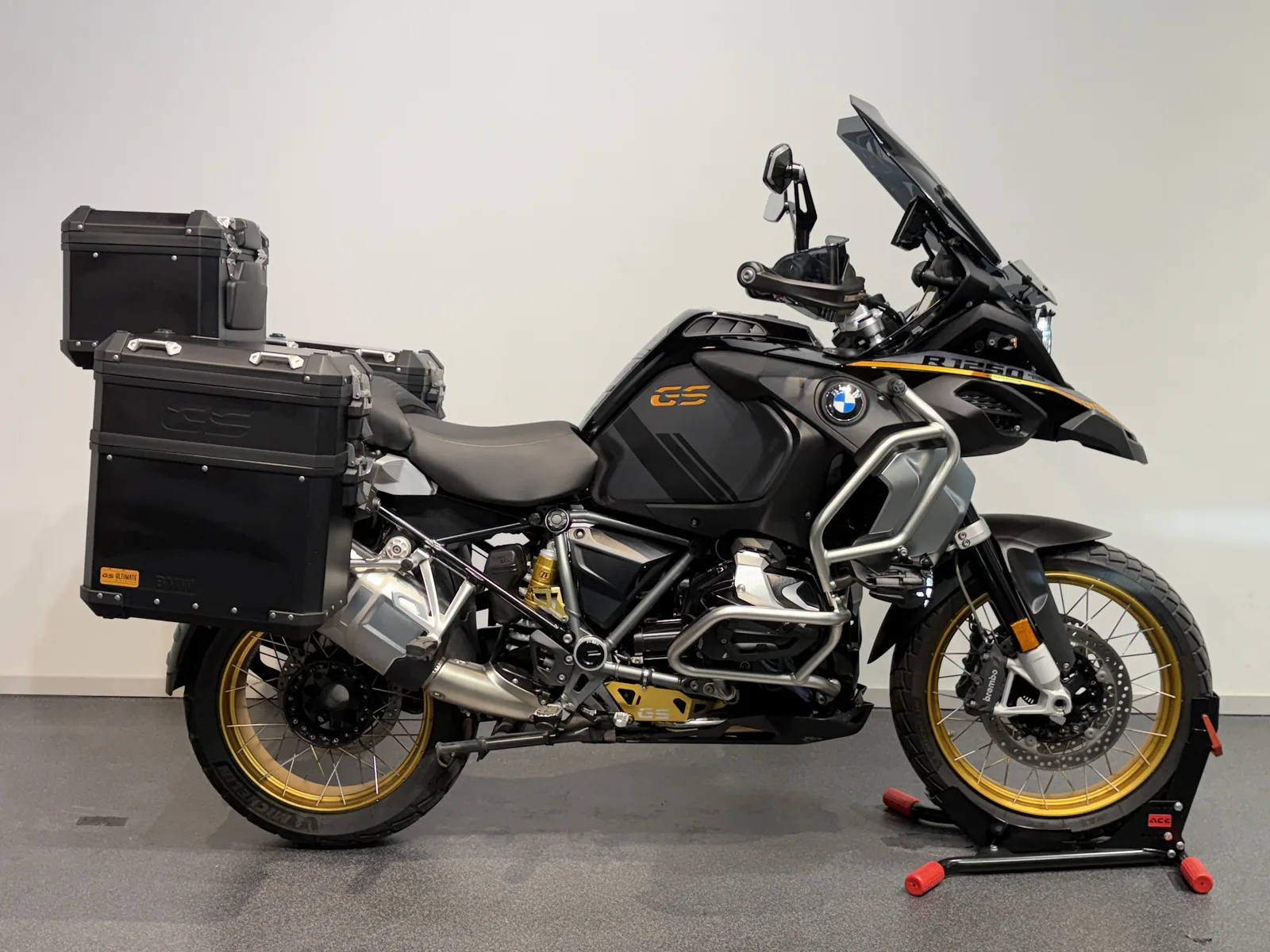 BMW R 1250 GSA (2024) — foto 1