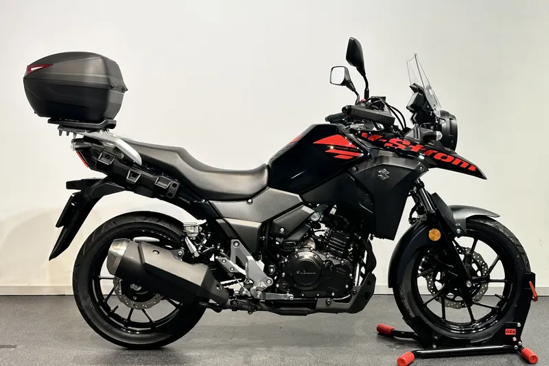 Suzuki DL250A (2021)
