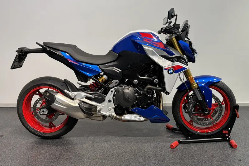 BMW F 900 R (2026)