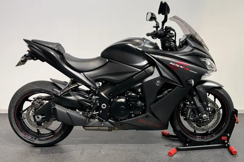 Suzuki GSX-S1000FA (2018)
