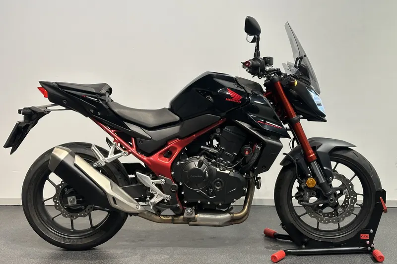 Honda CB 750 Hornet (2023)