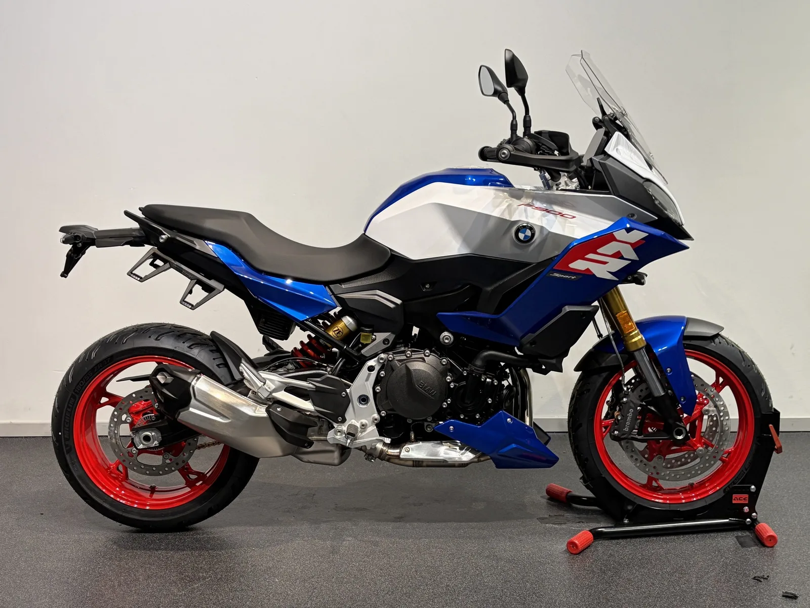 BMW F 900 XR (2026) — foto 1