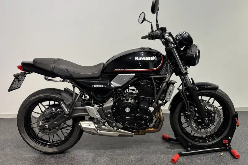 Kawasaki Z 650 RS (2023)