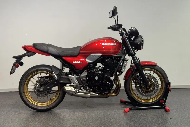 Kawasaki Z 650 RS (2025)