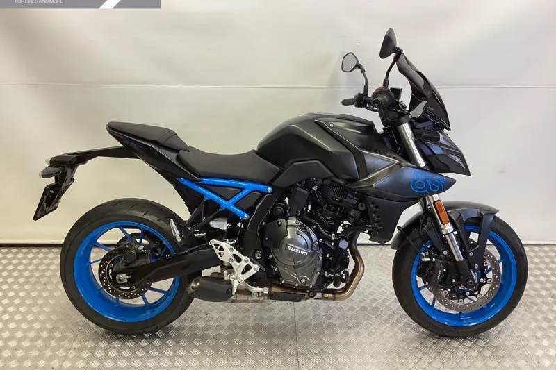 Suzuki Gsx GSX-8S (2024)