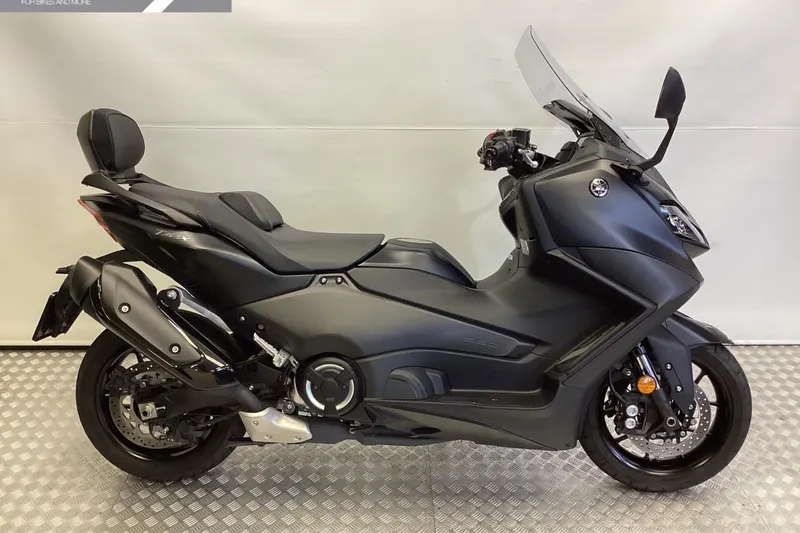 Yamaha T T-MAX 560 (2023)