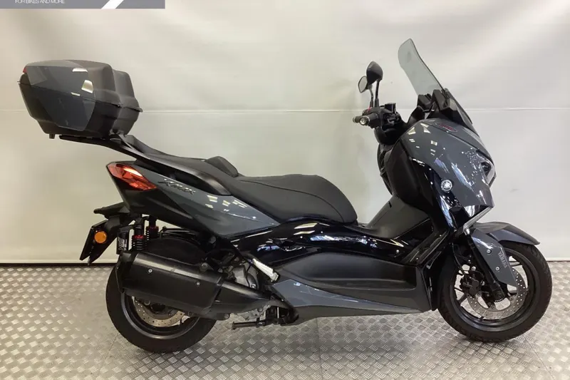Yamaha X X-MAX 300 TECH MAX (2022)