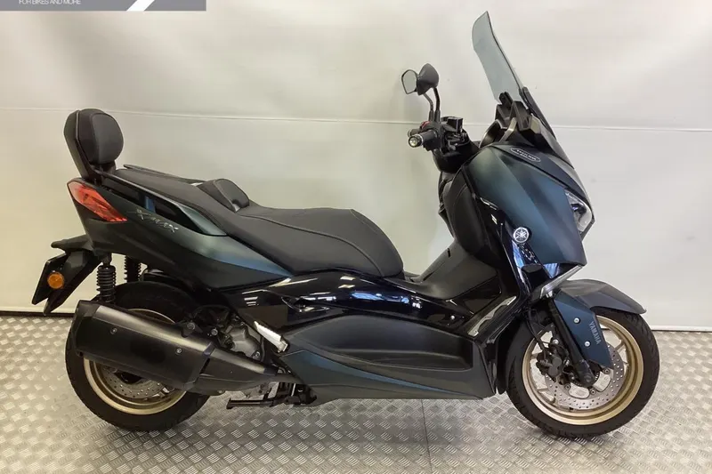 Yamaha X X-MAX 300 TECH MAX (2022)