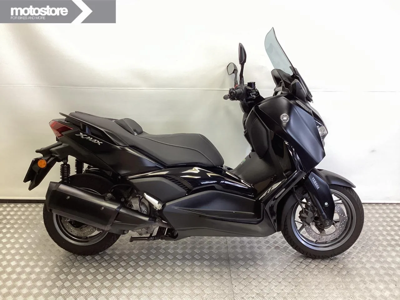 Yamaha X X-MAX 300 TECH MAX (2024) — foto 1