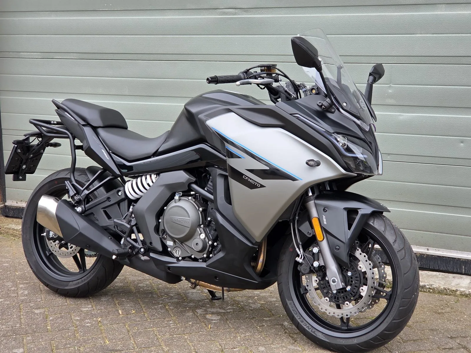 CFMoto 650GT (2025) — foto 1