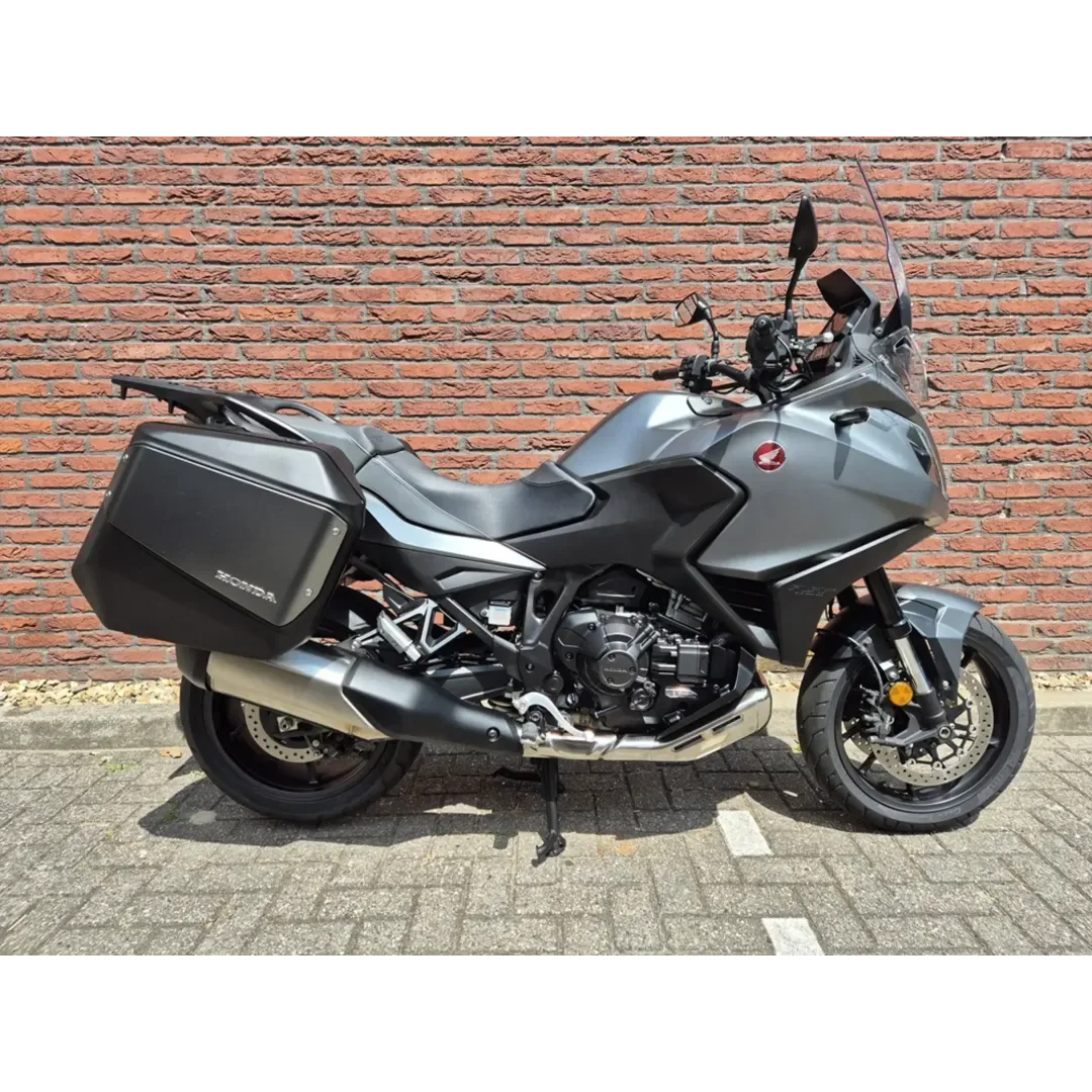 Honda NT 1100 (2024) — foto 1