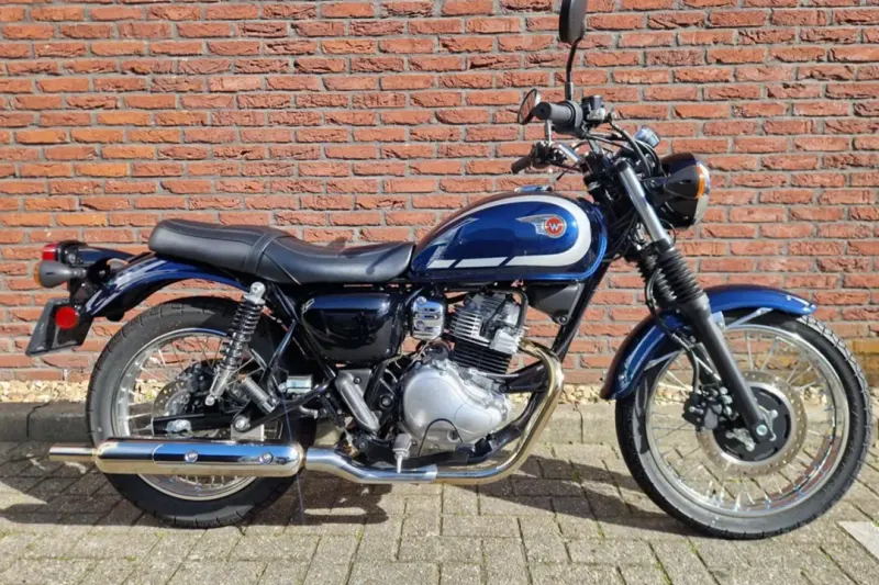 Kawasaki W230 (2025)