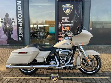 Harley-Davidson Road Glide Special Fltrxs (2022) — foto 1