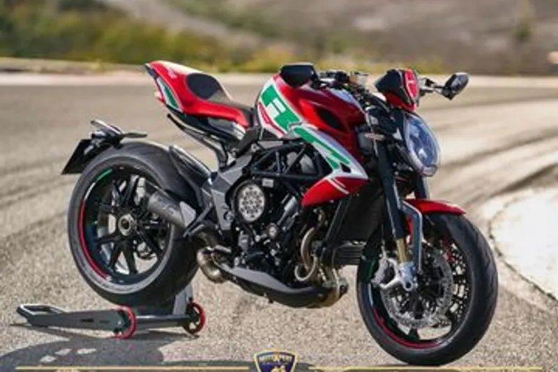 MV Agusta Dragster 800RC SCS (2025)