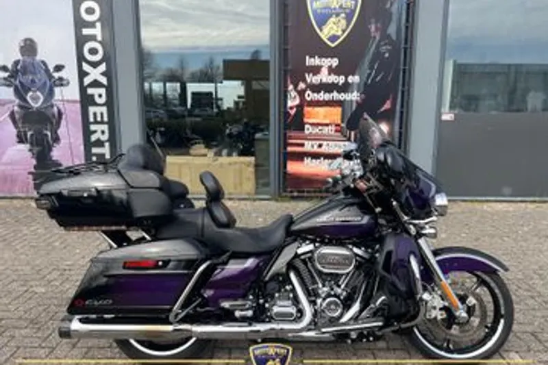 Harley-Davidson Electra Glide Ultra Glide Limited CVO Flhtkse (2021)