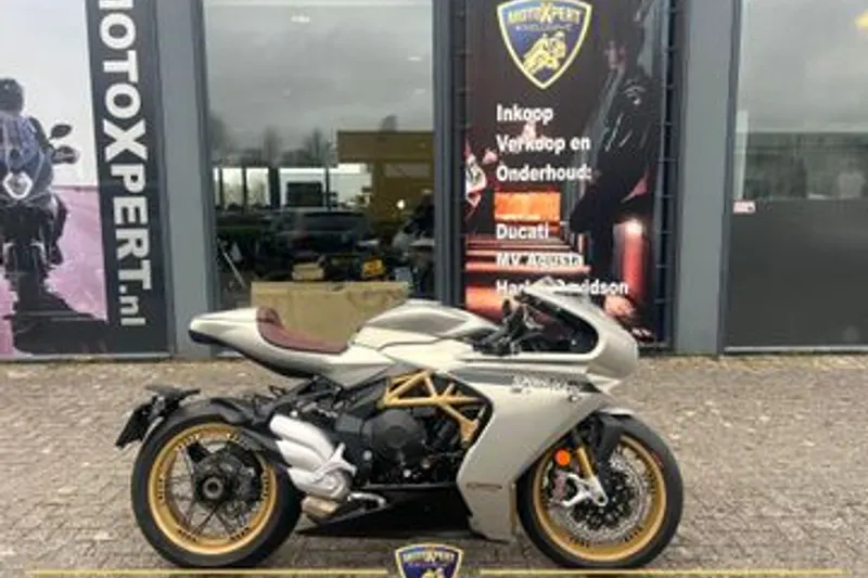 MV Agusta Superveloce 800 (2025)