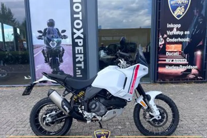 Ducati Desertx (2024)