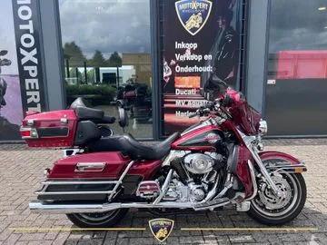 Harley-Davidson Electra Glide Ultra Classic Flhtcu (2007) — foto 1