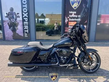 Harley-Davidson Street Glide (2024) — foto 1