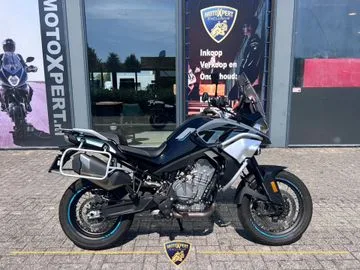 CFMoto 800 MT (2025) — foto 1