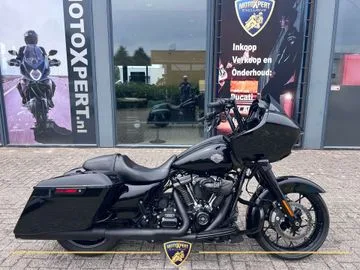 Harley-Davidson Road Glide (2021) — foto 1