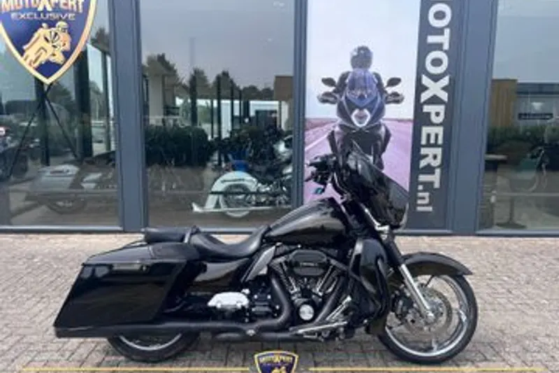 Harley-Davidson Street Glide (2015)