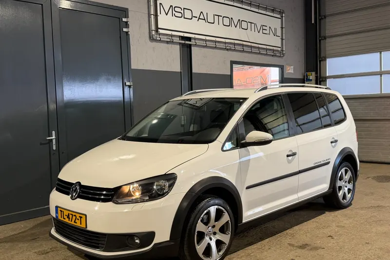Volkswagen Touran (2011)