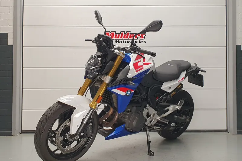 BMW F 900 R (2024)
