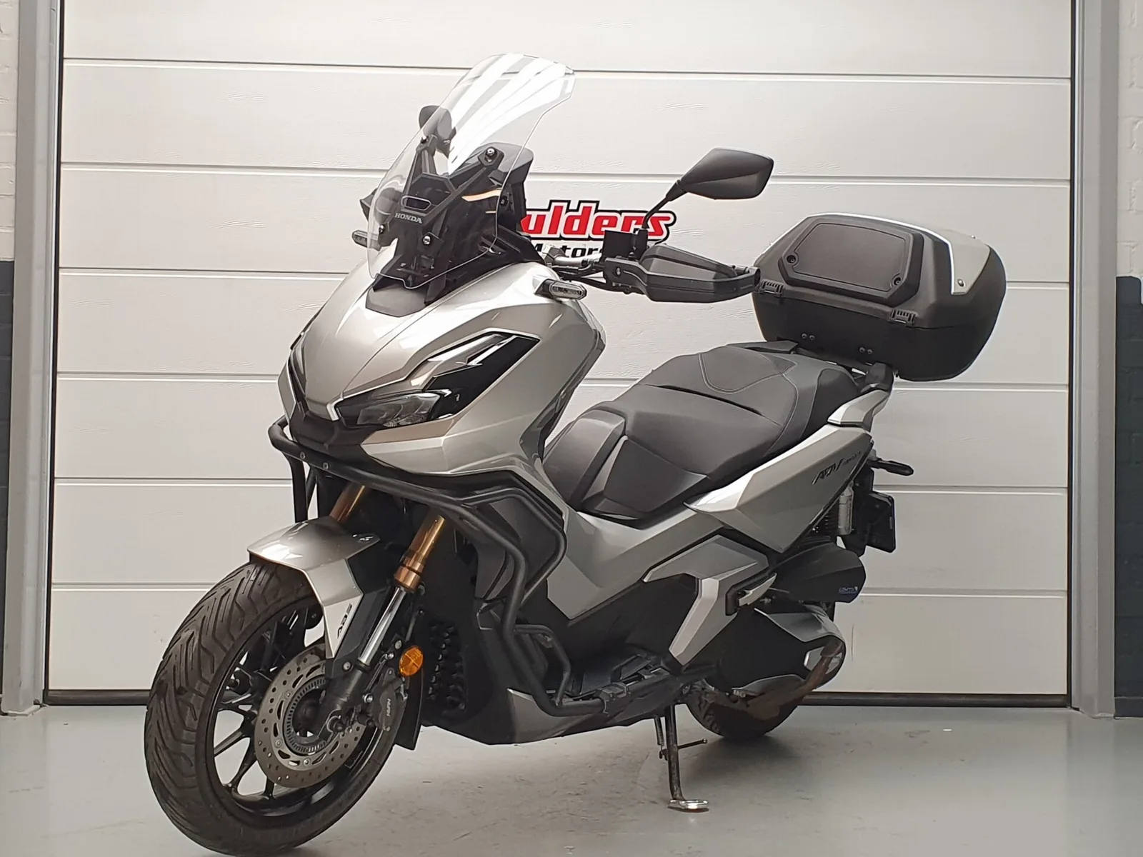 Honda Adv 350 (2022) — foto 1