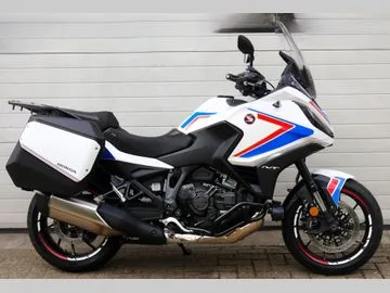 Honda NT 1100 DCT (2023) — foto 1