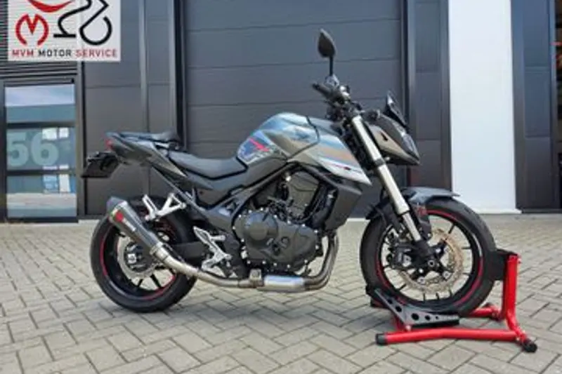 Honda CB 750 Hornet (2023)