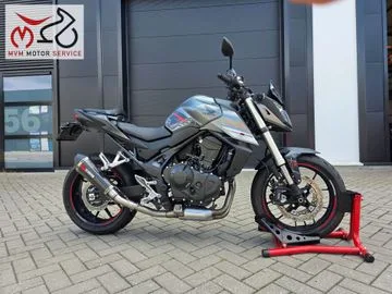 Honda CB 750 Hornet (2023) — foto 1